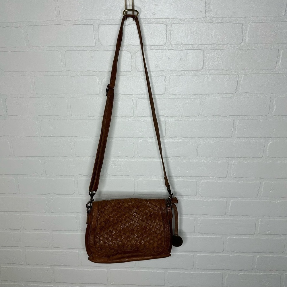 Kompanero Melissa Sling Bag Crossbody Cognac Leather - Picture 3 of 10